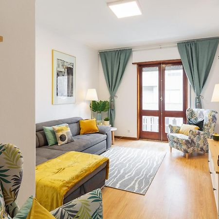Host Wise Apartment Porto Bagian luar foto