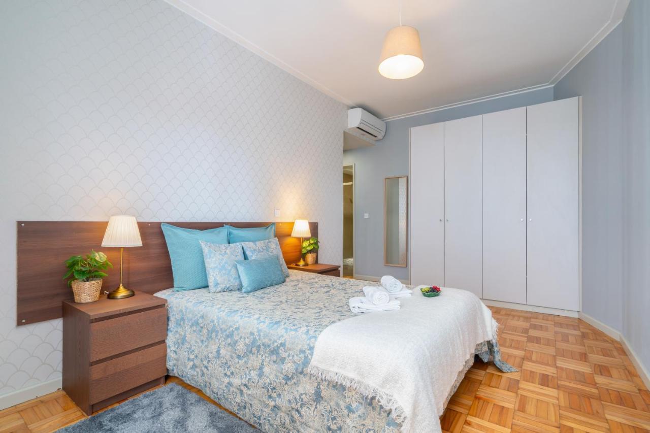 Host Wise Apartment Porto Bagian luar foto