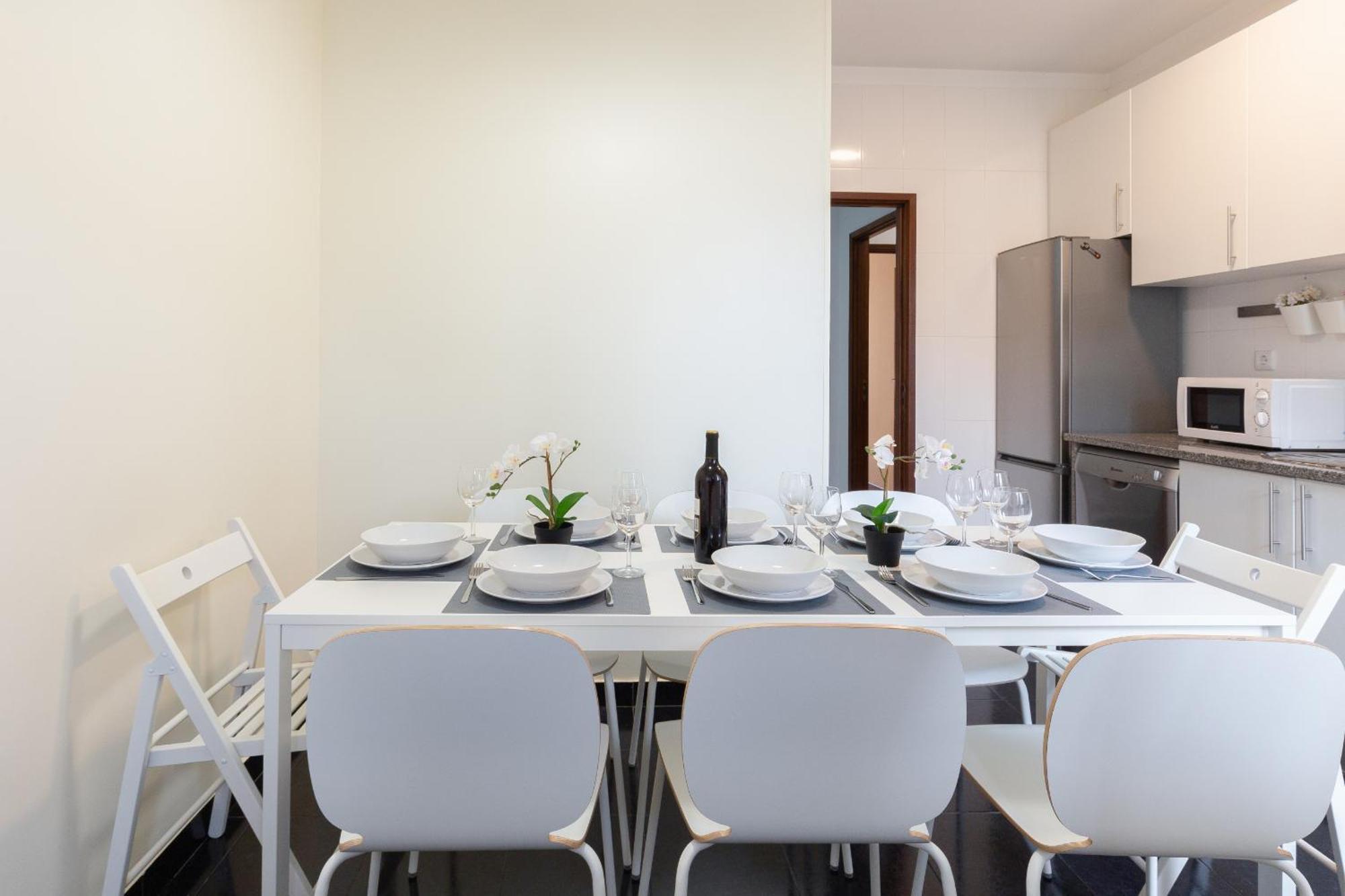 Host Wise Apartment Porto Bagian luar foto