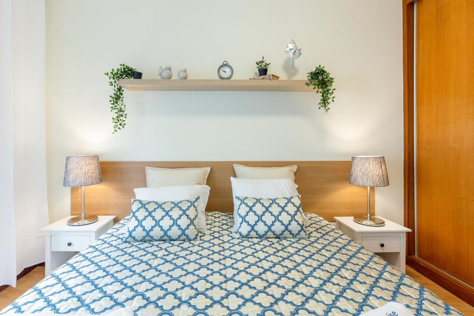 Host Wise Apartment Porto Bagian luar foto