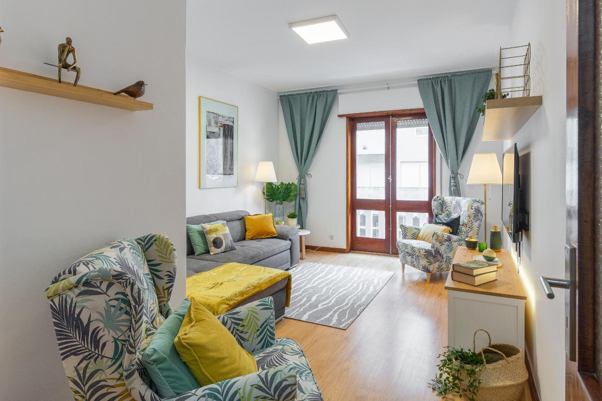 Host Wise Apartment Porto Bagian luar foto