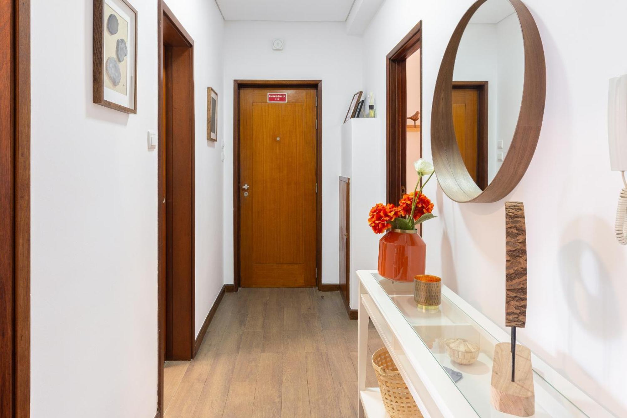 Host Wise Apartment Porto Bagian luar foto