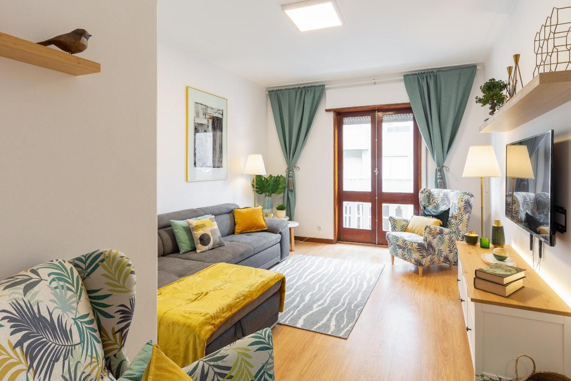Host Wise Apartment Porto Bagian luar foto